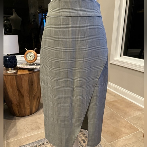 WAYF Gray Green Faux Wrap Pencil Skirt Size M - Picture 4 of 12